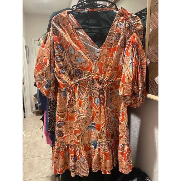 Misa Sari Floral Puff Sleeve Mini Dress - Picture 3 of 3